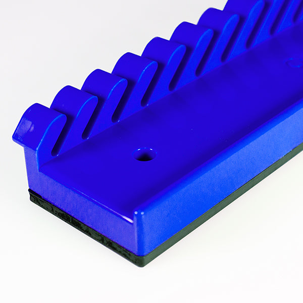 Grooves within the magnetic wrench organizers