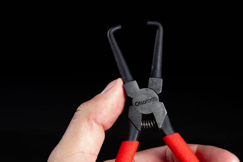 One-handed operation keeps your other hand free